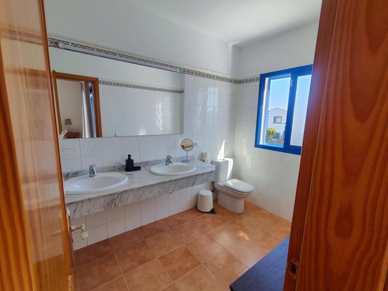 Villa Valperal, Piscina Climatizada Aire Acondicionado Posicion Estrategica!! Playa Blanca  Eksteriør billede